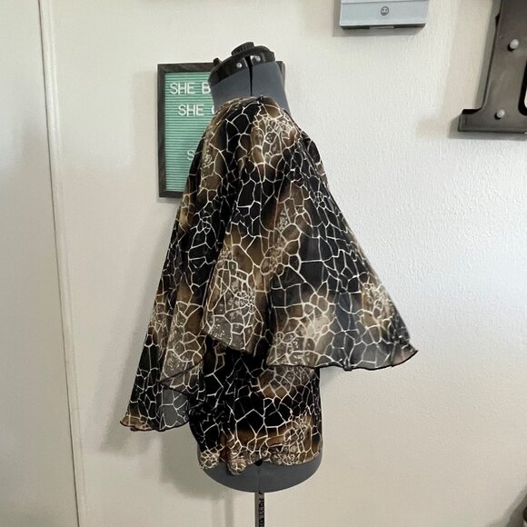 Black and Brown Blouse - Picture 2 of 3